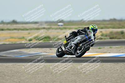 media/Apr-18-2025-TrackDaz (Fri) [[45f5874c44]]/C Group/Session 1 (Turn 7)/